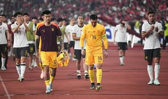 李昊2秒3神扑！媒体人集体点赞：去国足接班三老，未来竞争一门相关图三
