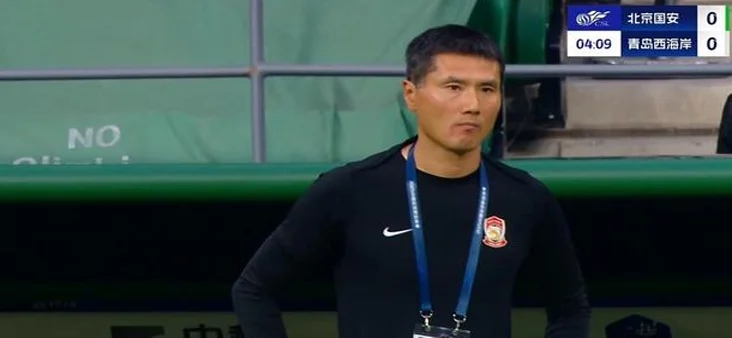 1-0，国安苦战登顶中超榜首，恩加德乌造乌龙 邵佳一半场战术够凶相关图三