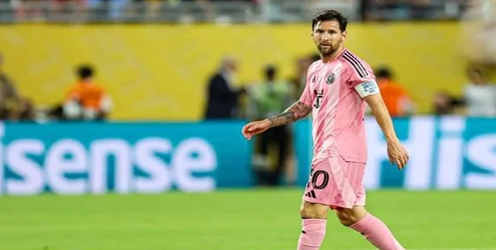 5万空座位！世俱杯这场2-0上热搜：票价50美元，还是卖不动相关图三