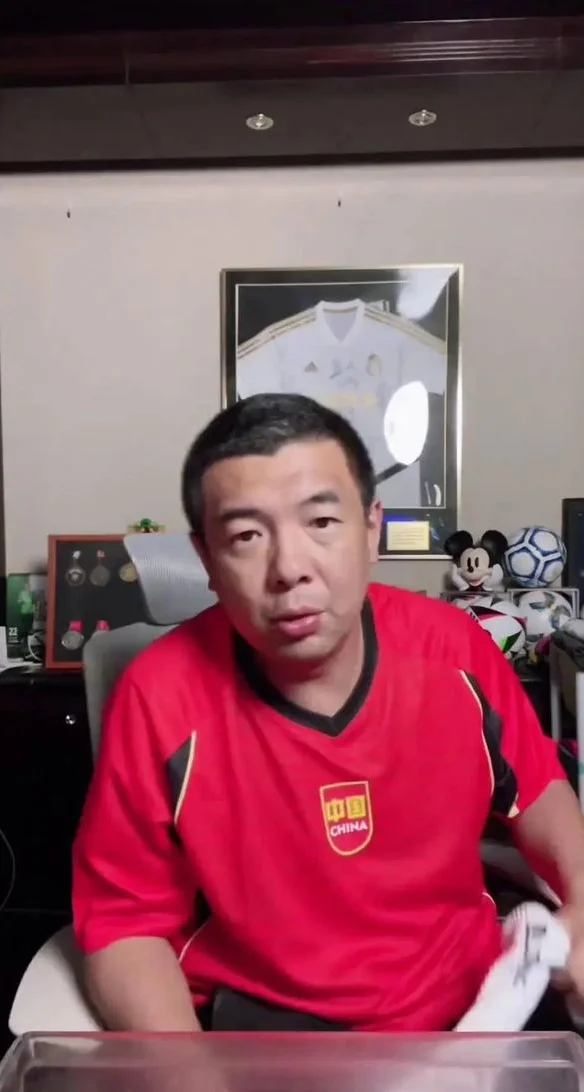 前国脚：中国球员再降薪就没人踢球，多去想想足球运动员的不容易相关图四
