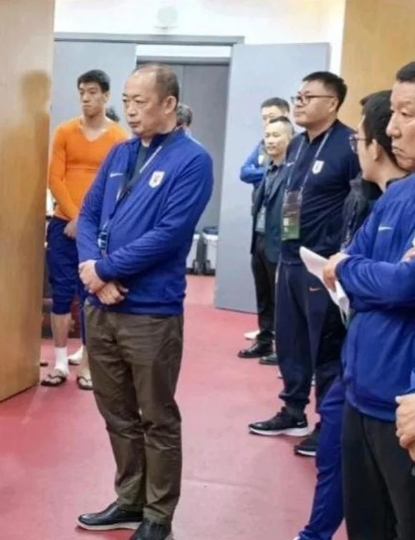 泰山和老崔是名存实亡婚姻！鲁媒：丢了魂，浑浑噩噩希望又在哪？相关图二