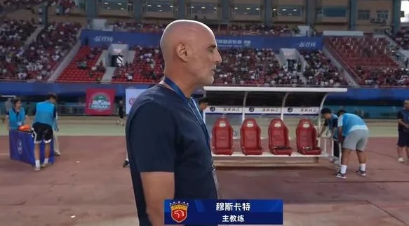 蒯纪闻策动2球，10人海港3-1河南队，紧追争冠集团，阿7浪费机会