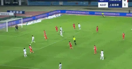 随着海港队3-1，三镇队2-1，中超积分：4队形成争冠集团相关图三