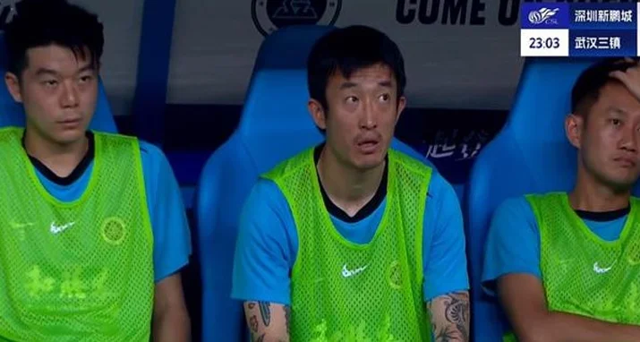 2-1，三镇逆转保级6分战，排名连超两队升至第9，邓卓翔战术务实相关图三