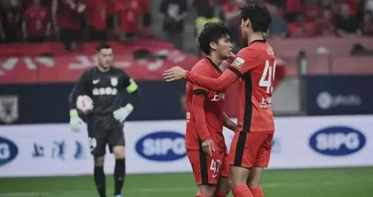 随着海港队3-1，三镇队2-1，中超积分：4队形成争冠集团