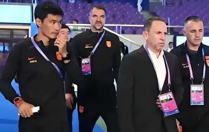 确定了！国足新帅浮出水面，3大热门全落选，宋凯布局一盘大棋？相关图三