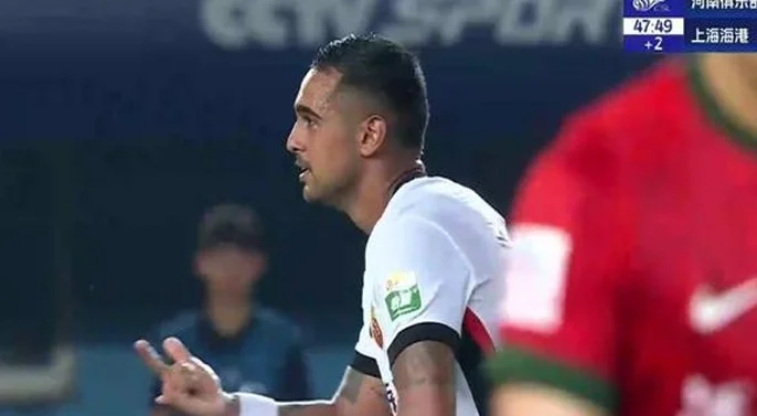 3-1！上海海港小鬼当家，3分钟进2球，阿奇姆彭让河南痛失好局
