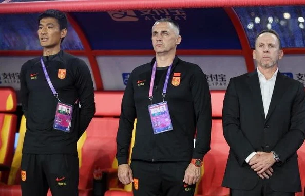 国足救火主帅到位！久尔杰维奇临危受命，多次带国字号进亚洲前8相关图四