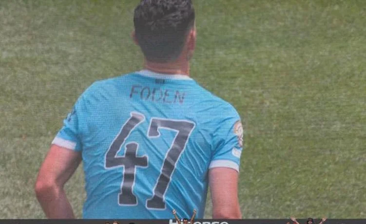 2-0！2-0！英超2强世俱杯首轮全胜，曼城大将“铲脸”犯规吃红牌相关图二