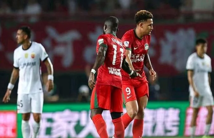 上海海港客场3-1击败河南告捷 重返争冠序列相关图七