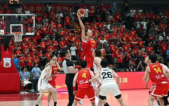 体坛联播｜皇马世俱杯11连胜遭终结，马宁怒吼瓜迪奥拉相关图四