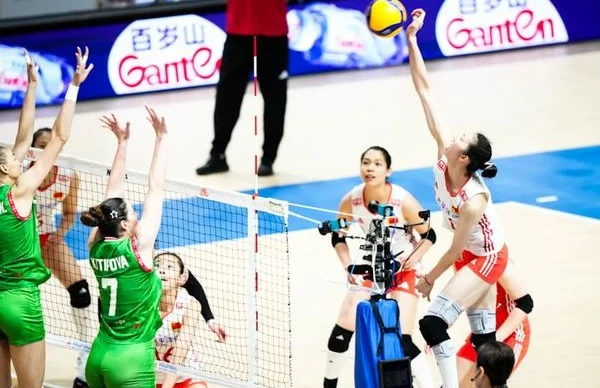 决胜局7扣4中+1发救赎！庄宇珊44扣18中险背锅 赵勇信赖助她觉醒相关图五
