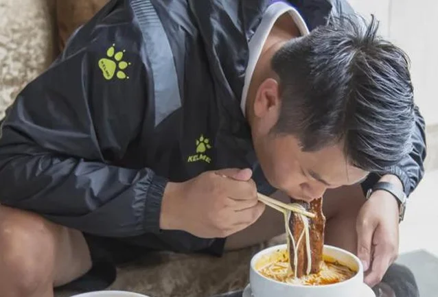 “镇江门神”沈帅帅，你的把子肉来啦！相关图三