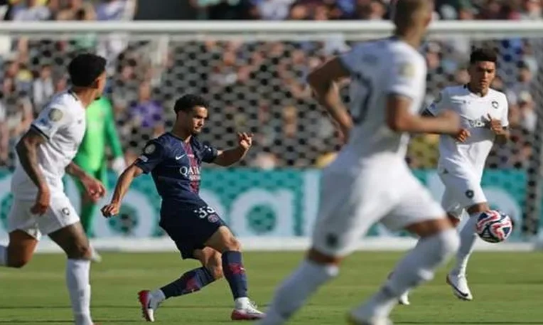 3-1！0-1！世俱杯真死亡之组诞生：6分没出线，0分还活着相关图六