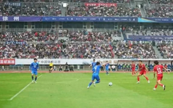 “苏超”火遍全网 江苏徐州踢出文体旅商新配合