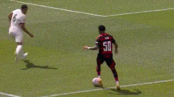 0-1！世俱杯D组乱了：大黑马首胜，下轮赢切尔西出线，1豪门晋级相关图五